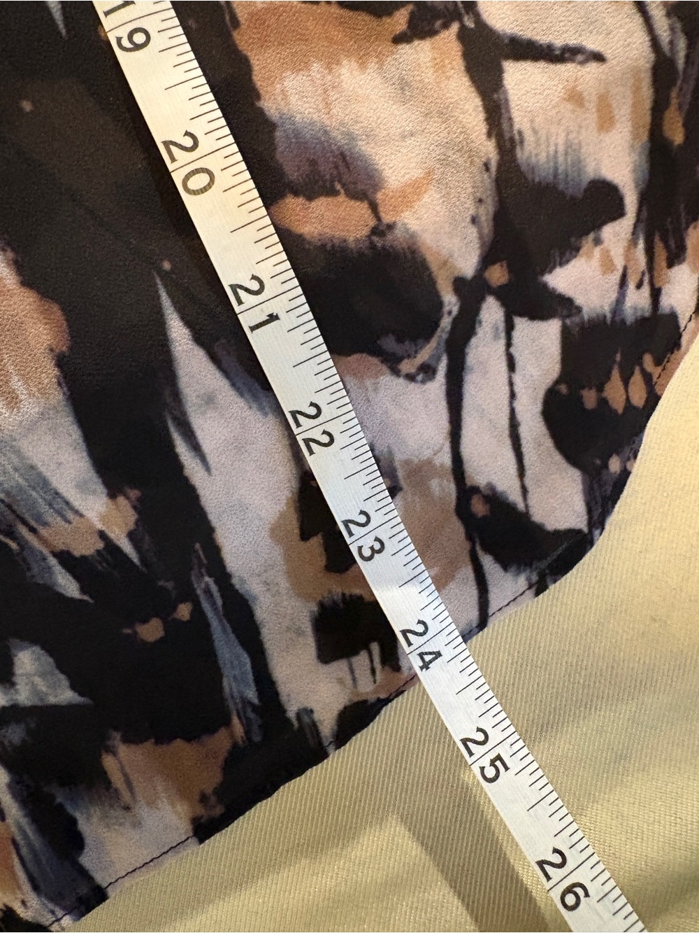 Reiss Abstract V-Neck Cap Sleeve Blouse - Pink, Black, Cream - Picture 11 of 11